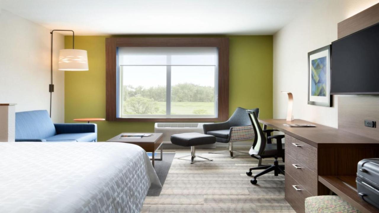 Holiday Inn Express & Suites - Canton By Ihg Exteriör bild